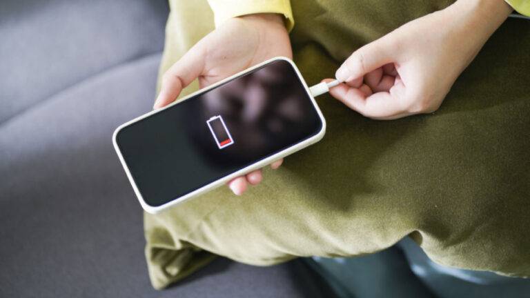 Serviço e informação: conveniência dos totens carregadores