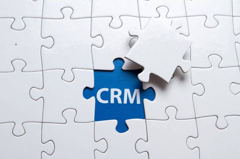 Quais as principais tendências de CRM vão influenciar PMEs em 2025?