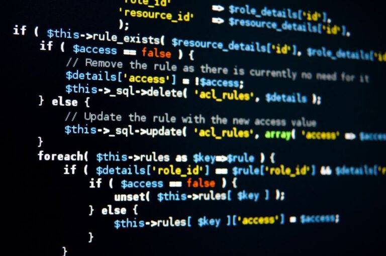 Top 10: cursos tech mais buscados pelas empresas em 2024