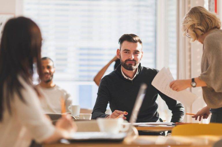 Mês da mobilidade: como os coworkings redefinem a relação entre a locomoção e o trabalho