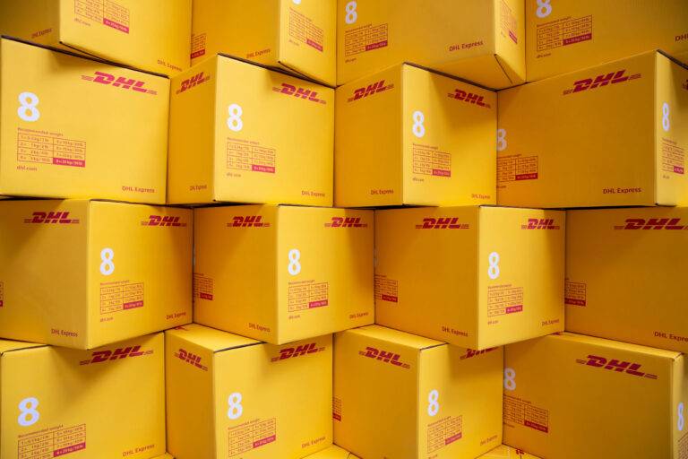 DHL Supply Chain integra e dá escala as operações logísticas de e-commerce e varejo do Grupo Skelt Beauty Brands