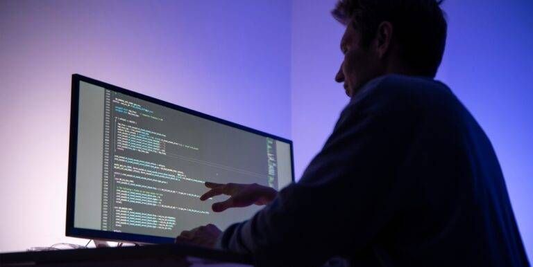 Comportamentos digitais da Geração Z viram porta de entrada para cibercriminosos