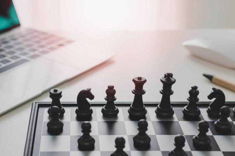 Seis estratégias de marketing para atrair clientes em 2025