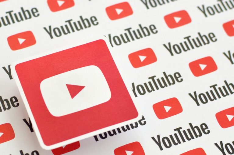 YouTube Shopping chega no Brasil: como creators, marcas e a própria plataforma se beneficiam do social commerce?